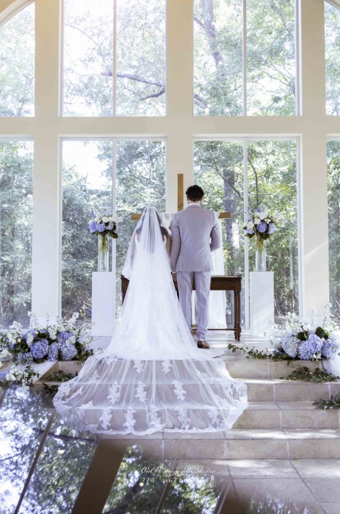 Wedding photography coverage in the Houston area